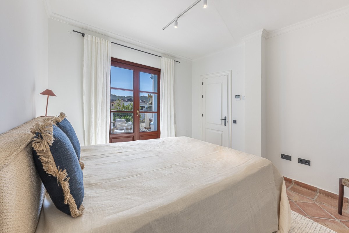 3 Bed Townhouse in Benahavís