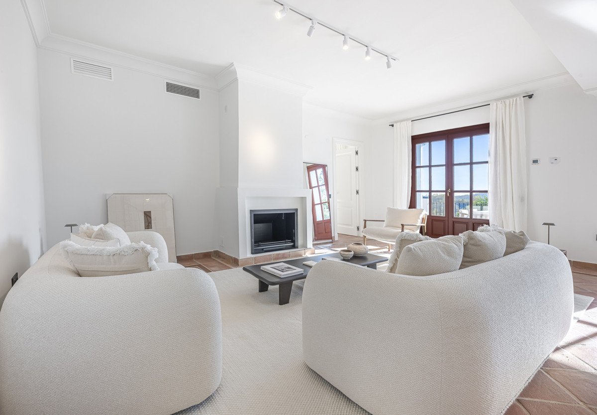 3 Bed Townhouse in Benahavís