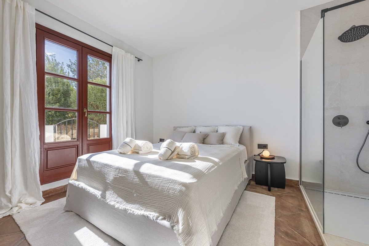 3 Bed Townhouse in Benahavís