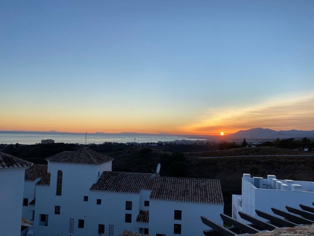 4 Bed Penthouse Duplex in Altos de los Monteros