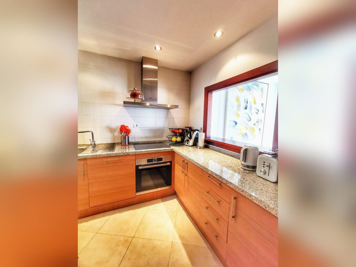 4 Bed Penthouse Duplex in Altos de los Monteros