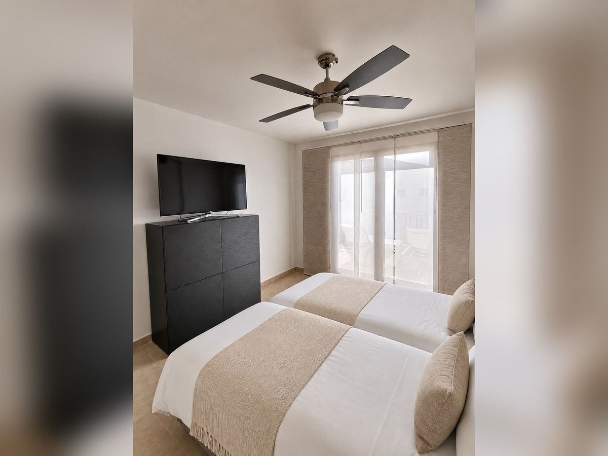 4 Bed Penthouse Duplex in Altos de los Monteros