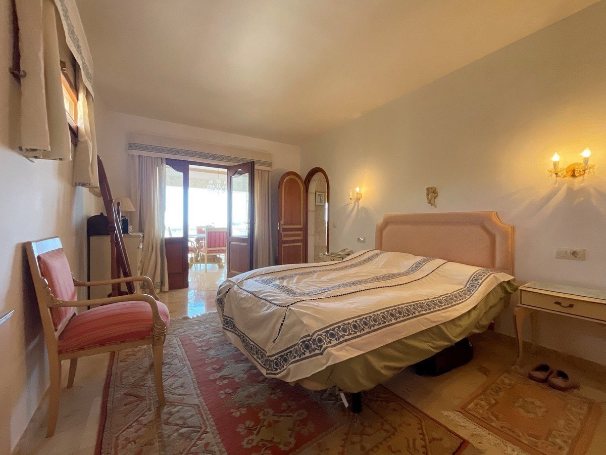 4 Bed Detached Villa in Moraira