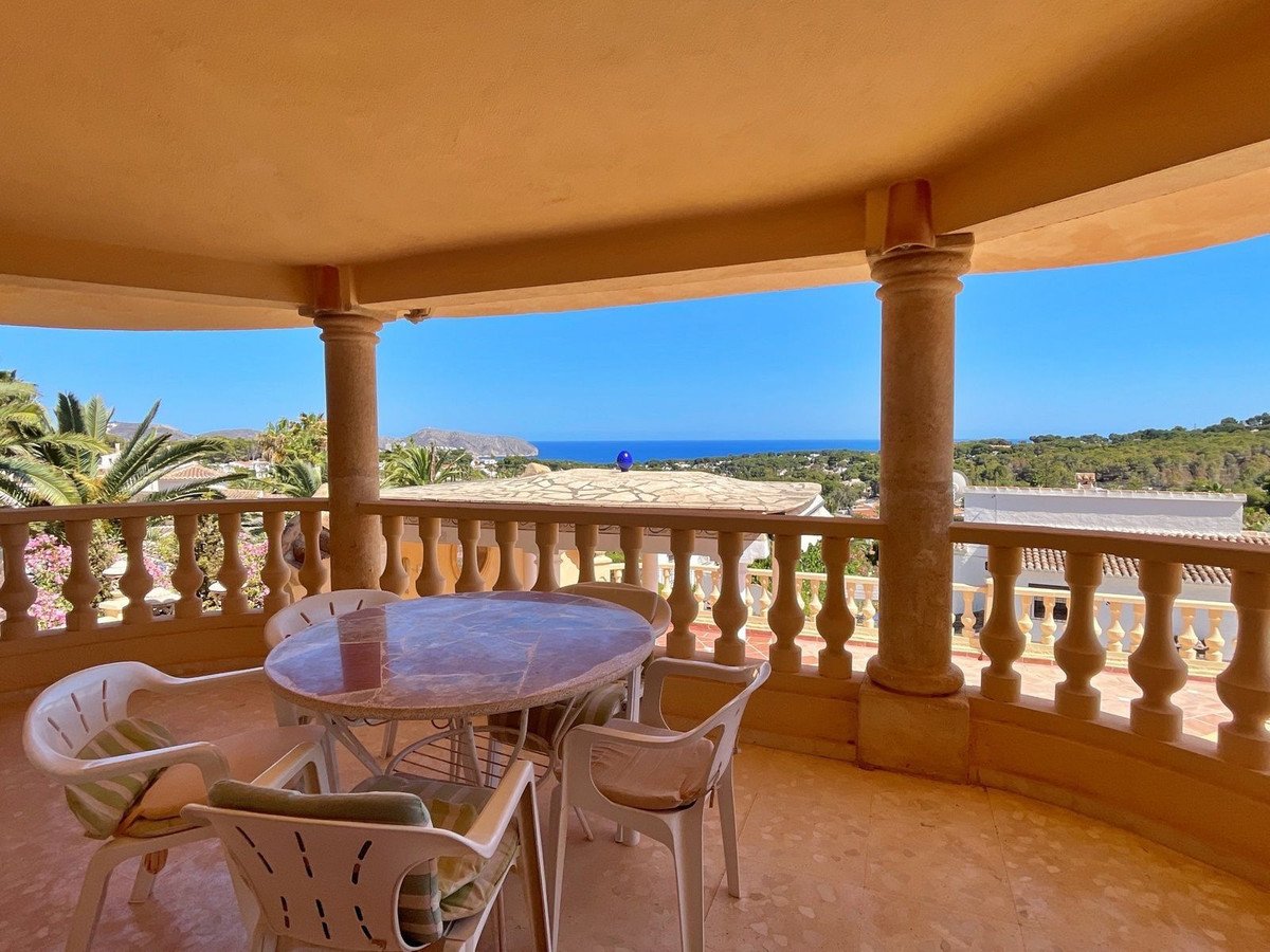 4 Bed Detached Villa in Moraira