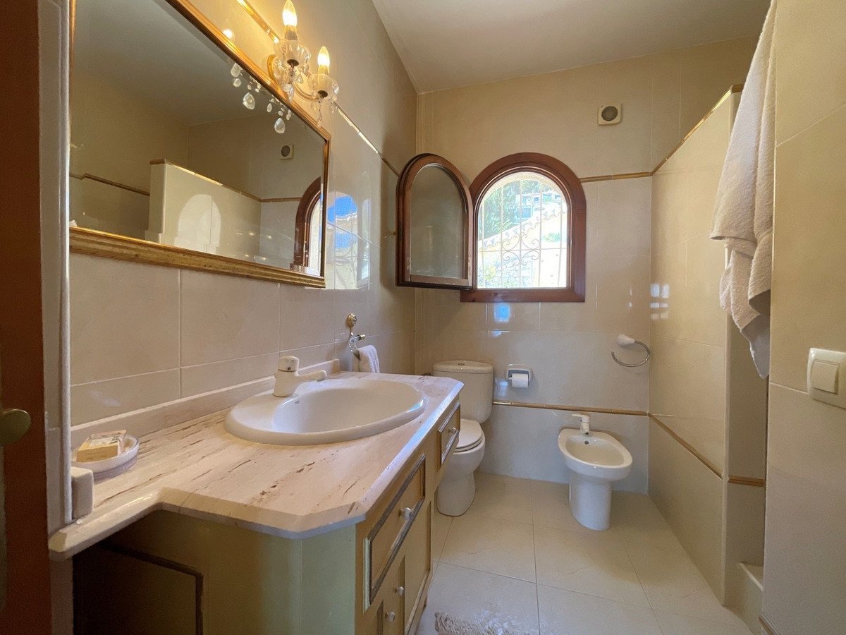 4 Bed Detached Villa in Moraira
