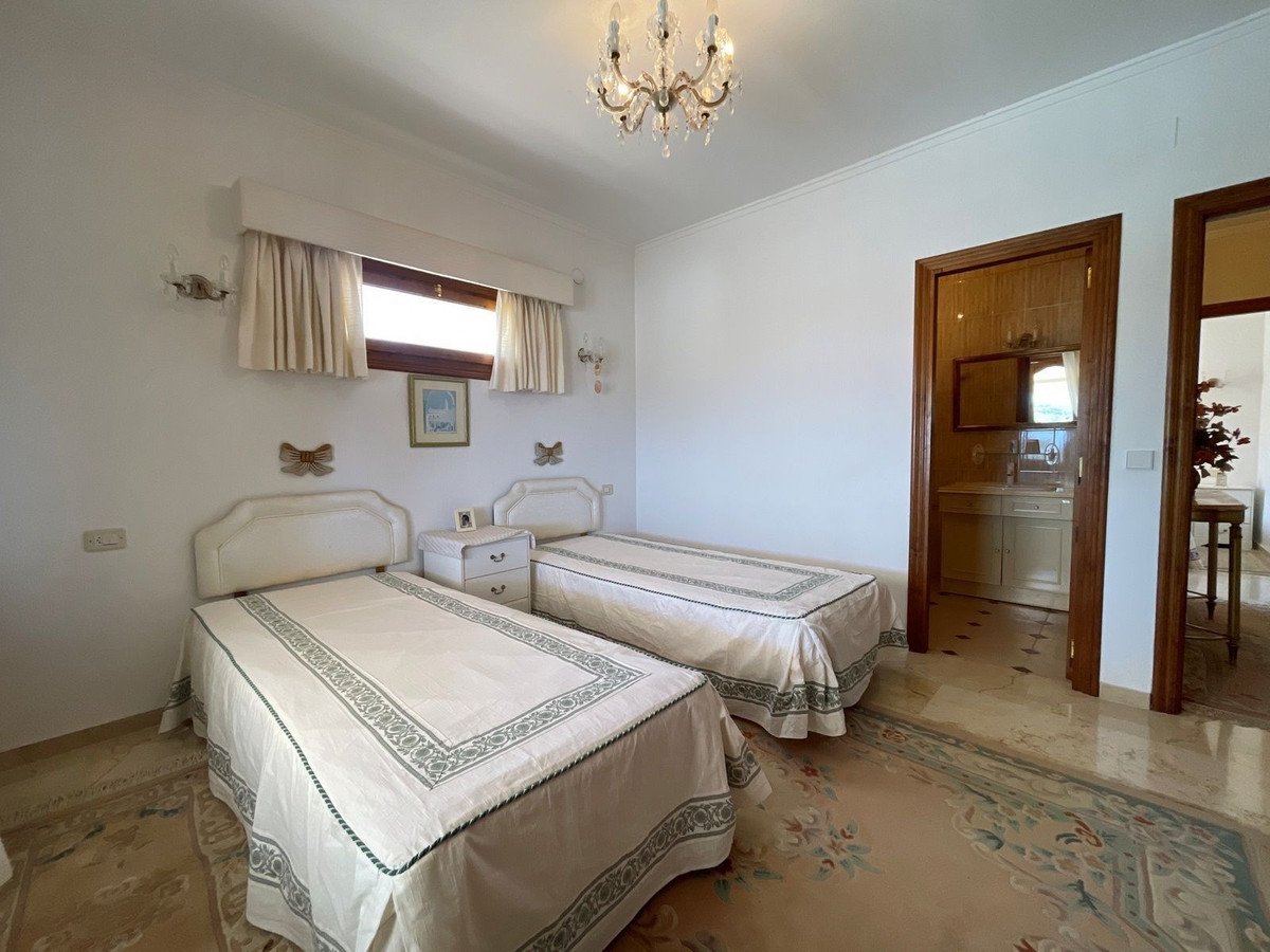 4 Bed Detached Villa in Moraira