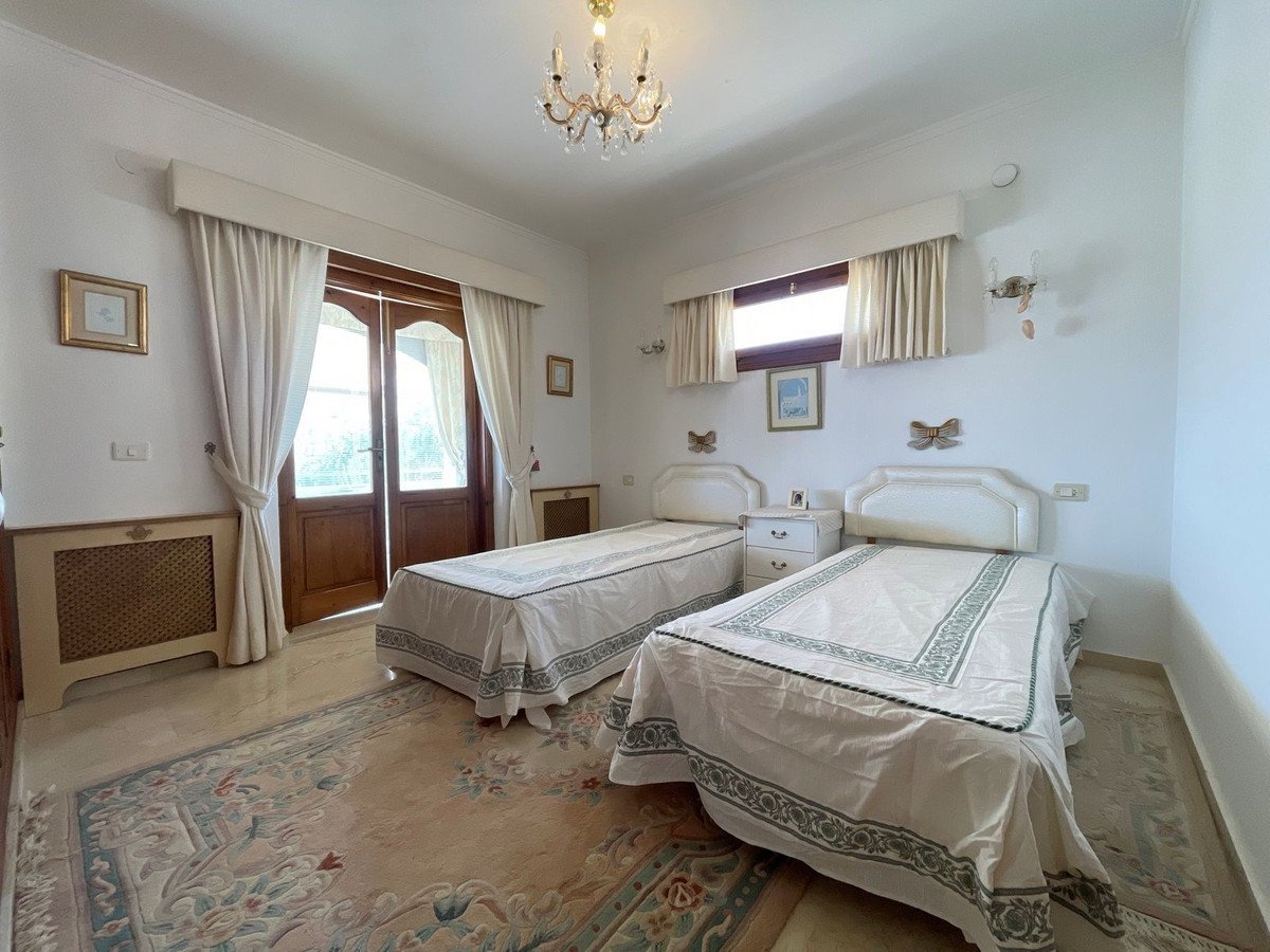 4 Bed Detached Villa in Moraira