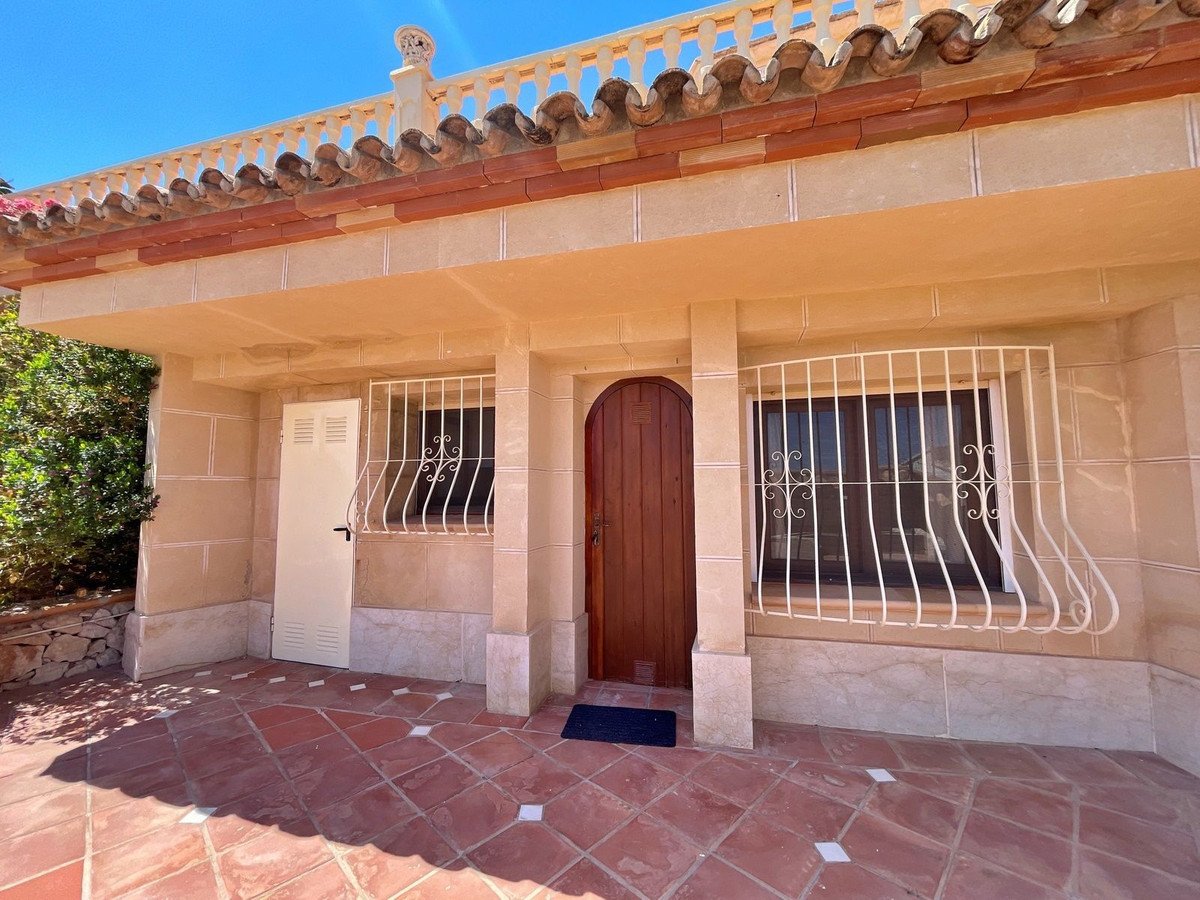 4 Bed Detached Villa in Moraira