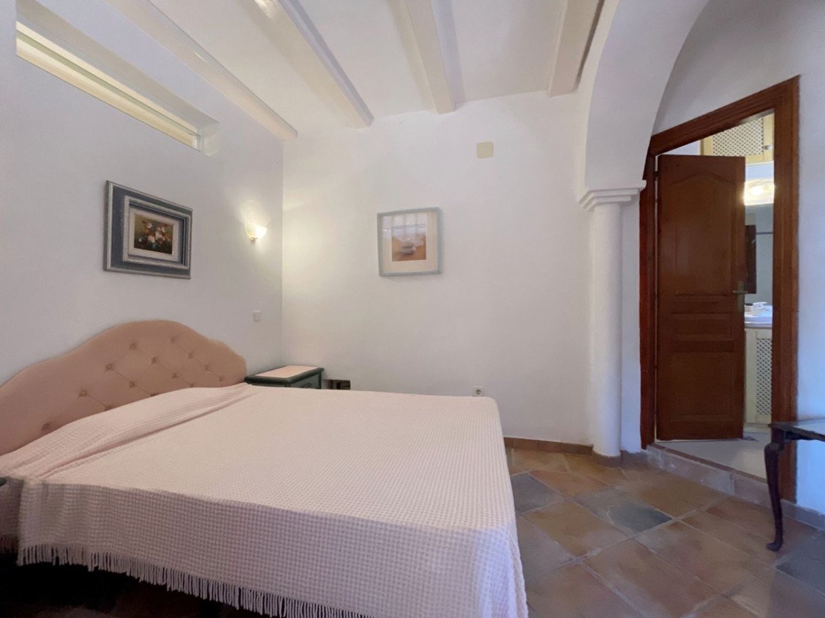 4 Bed Detached Villa in Moraira