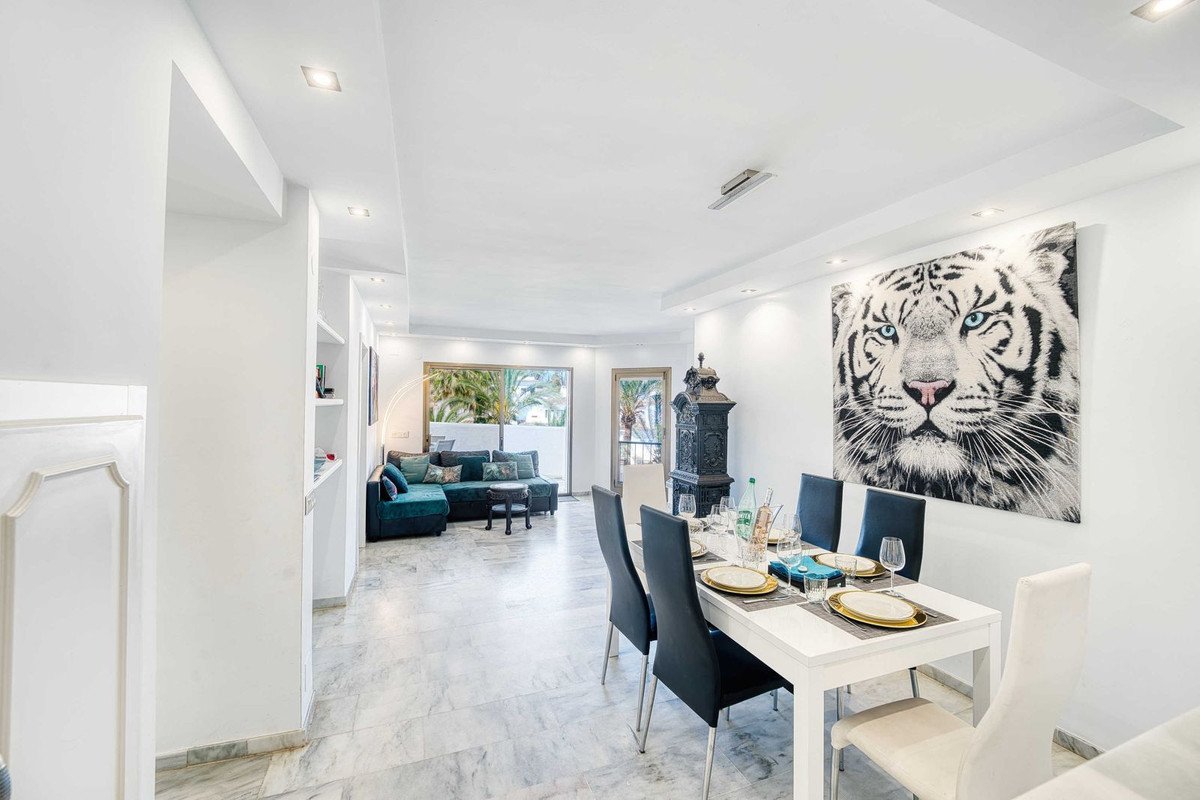 5 Bed Penthouse in Elviria