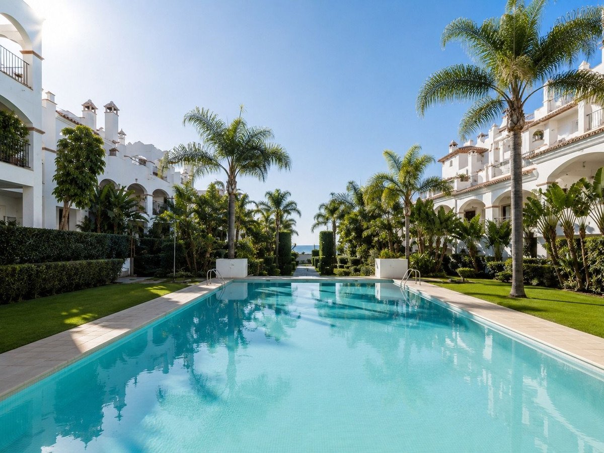 3 Bed Ground Floor Apartment in Sierra Blanca