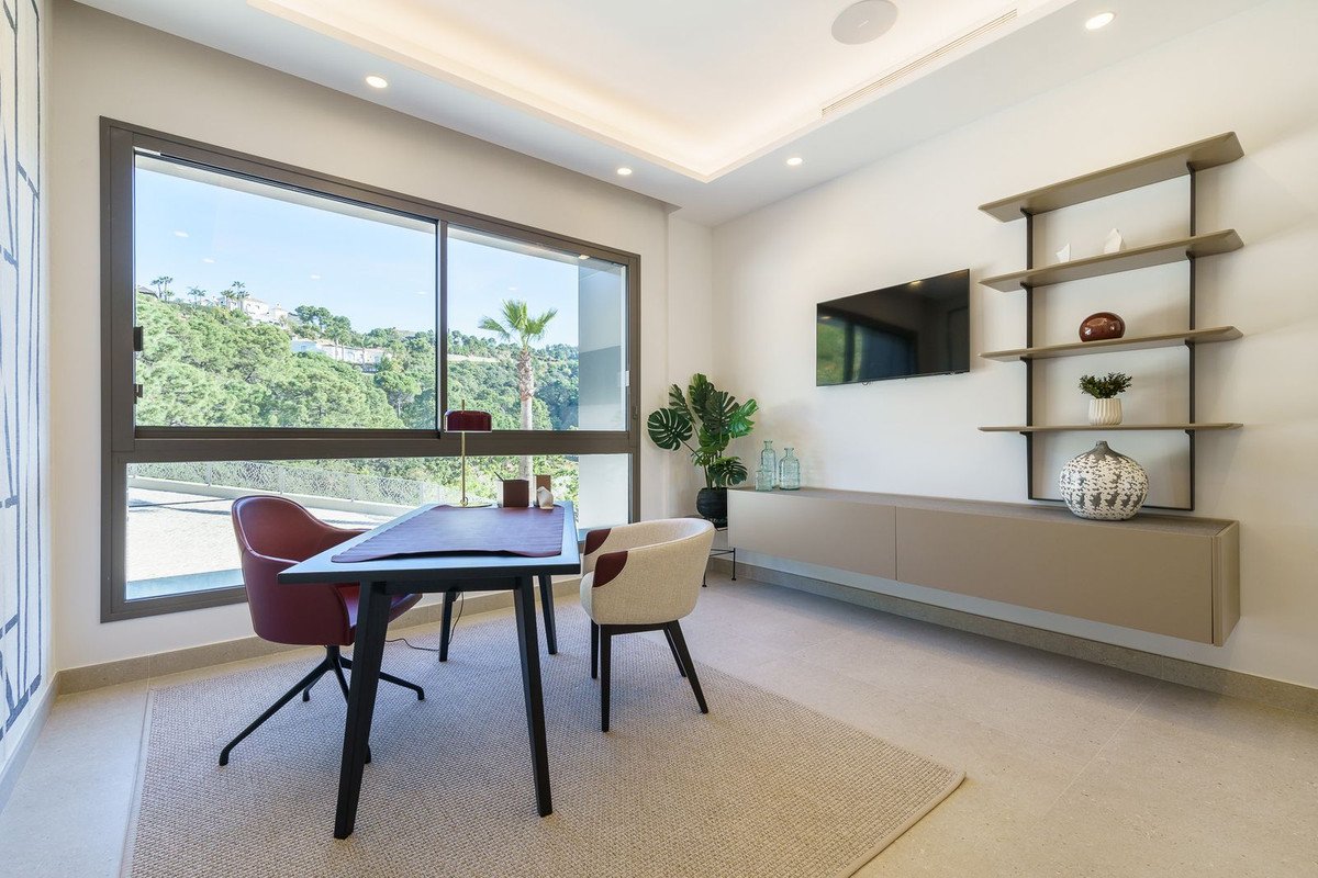 6 Bed Detached Villa in La Zagaleta