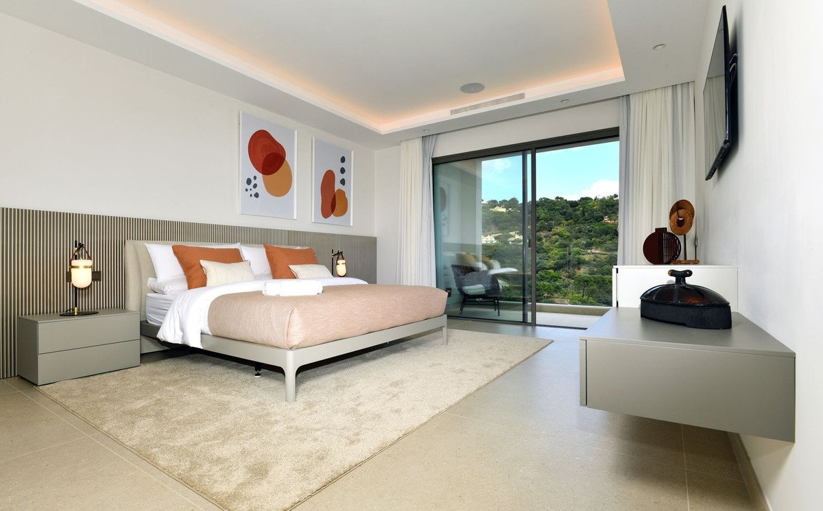 6 Bed Detached Villa in La Zagaleta