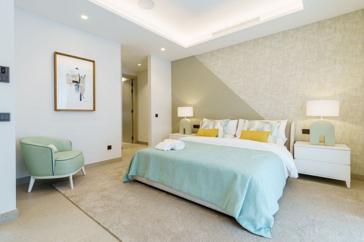 6 Bed Detached Villa in La Zagaleta