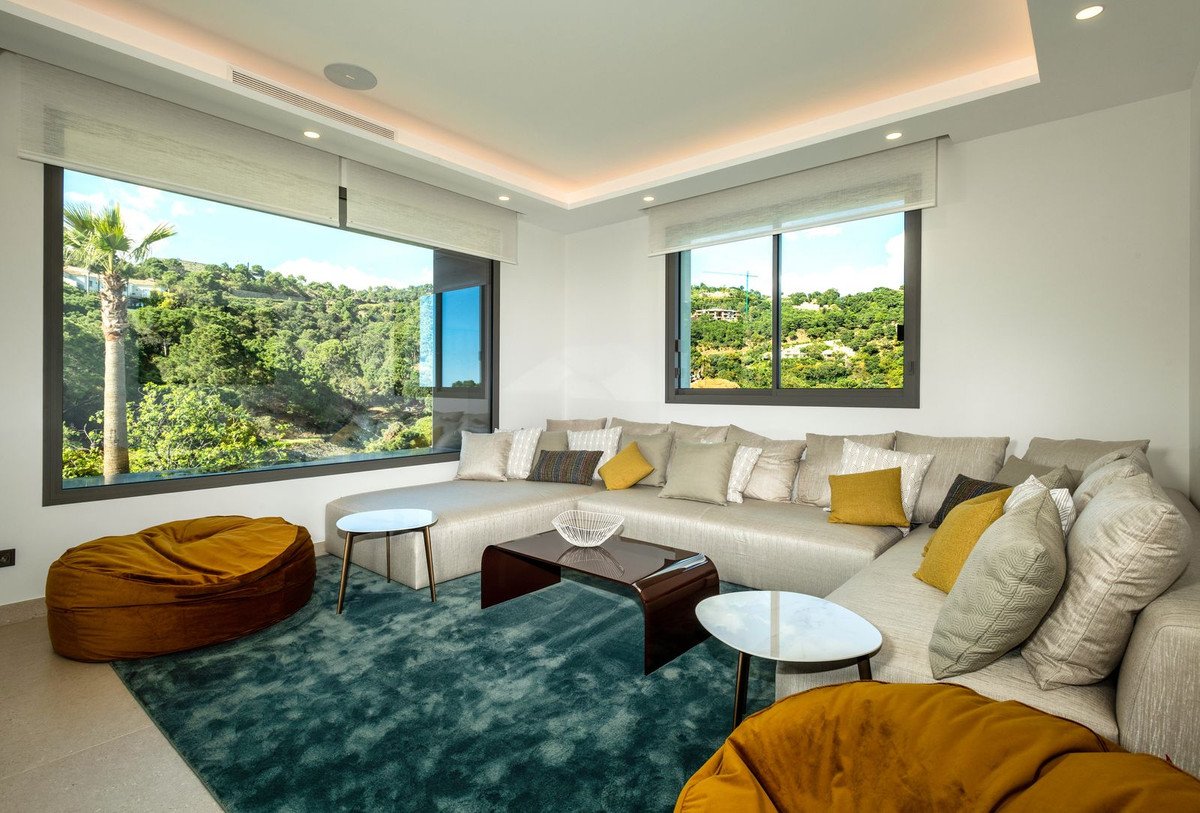 6 Bed Detached Villa in La Zagaleta