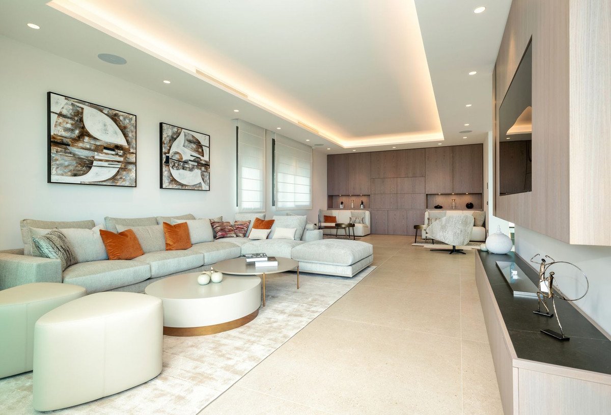 6 Bed Detached Villa in La Zagaleta