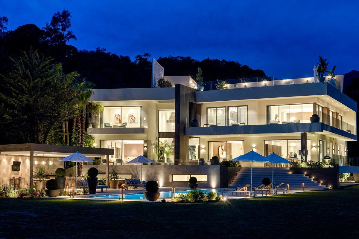 6 Bed Detached Villa in La Zagaleta