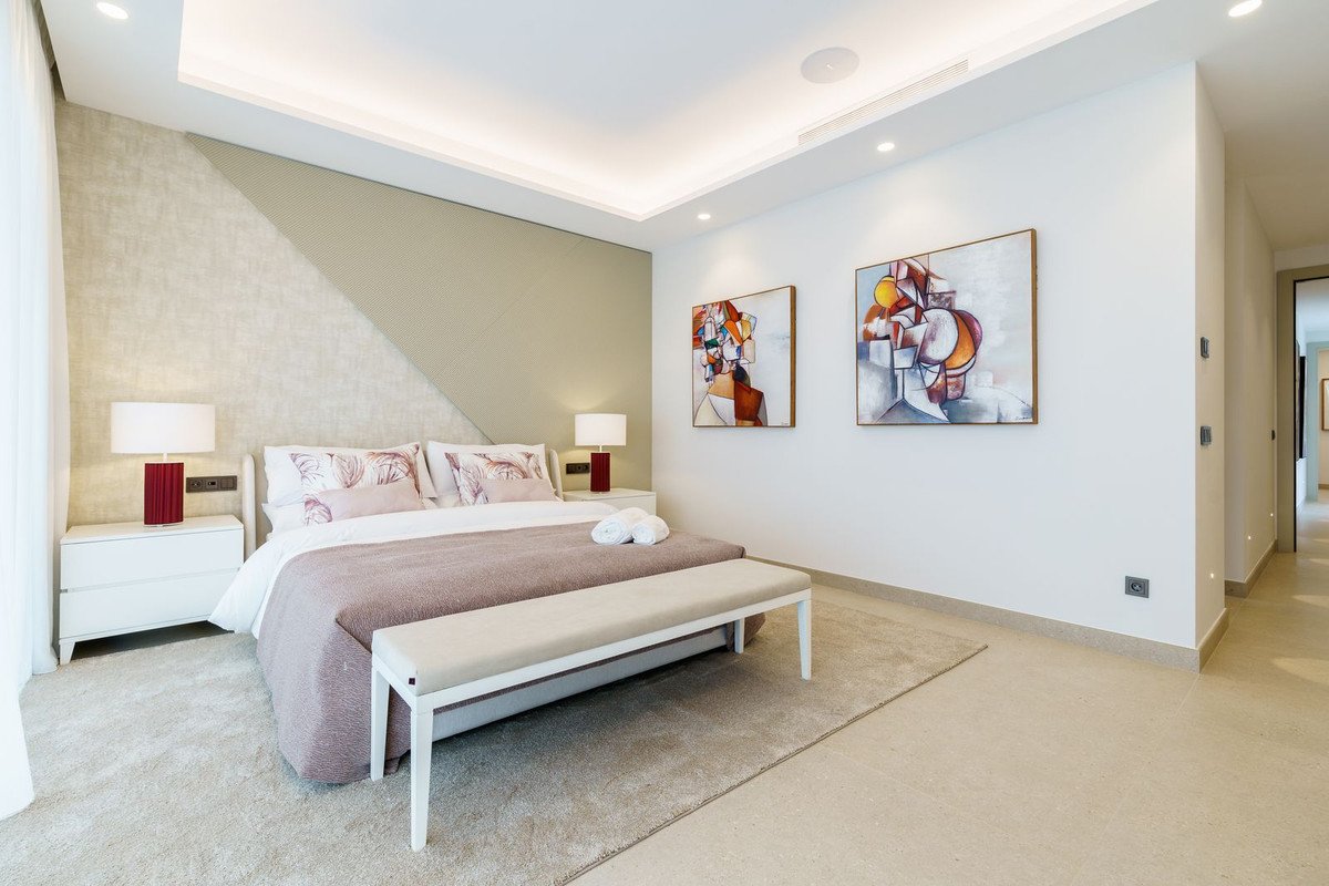 6 Bed Detached Villa in La Zagaleta