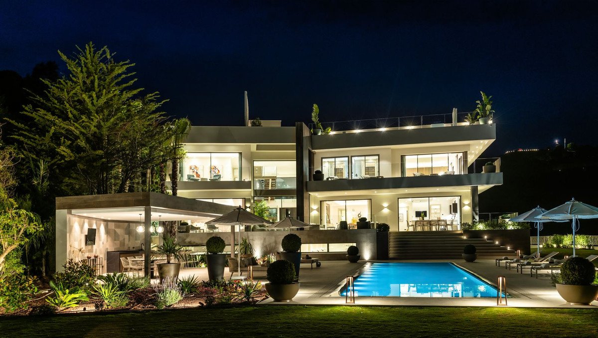 6 Bed Detached Villa in La Zagaleta