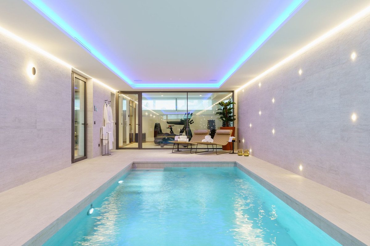 6 Bed Detached Villa in La Zagaleta