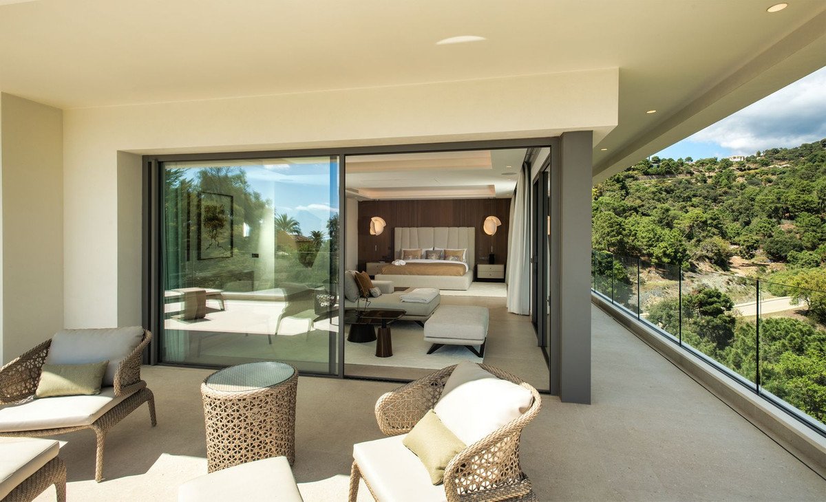 6 Bed Detached Villa in La Zagaleta