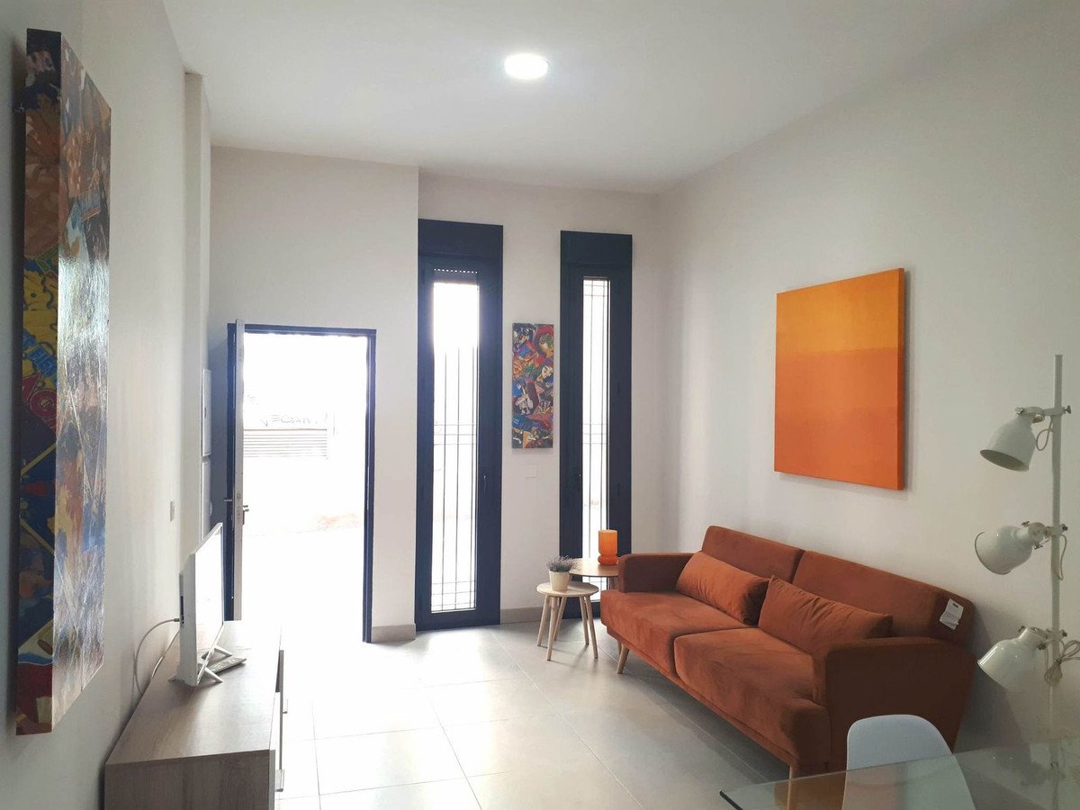 3 Bed Middle Floor Apartment in Marbella
