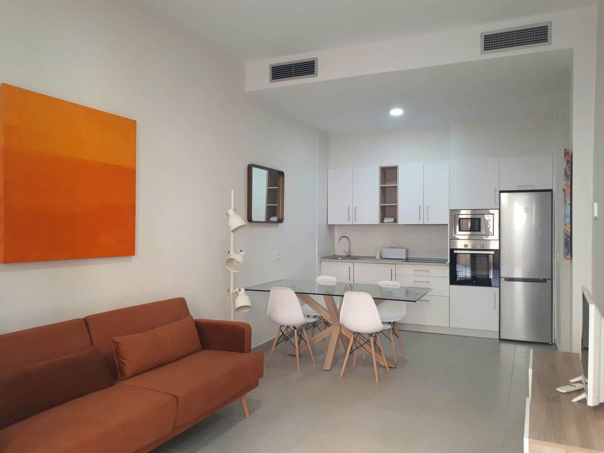 3 Bed Middle Floor Apartment in Marbella