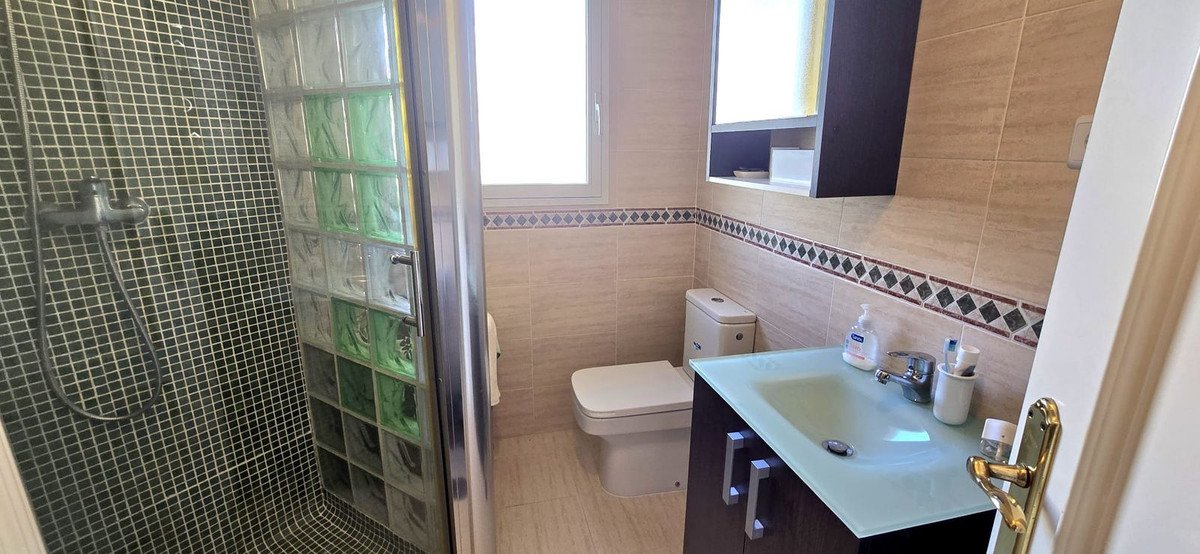 3 Bed Penthouse in Bel Air