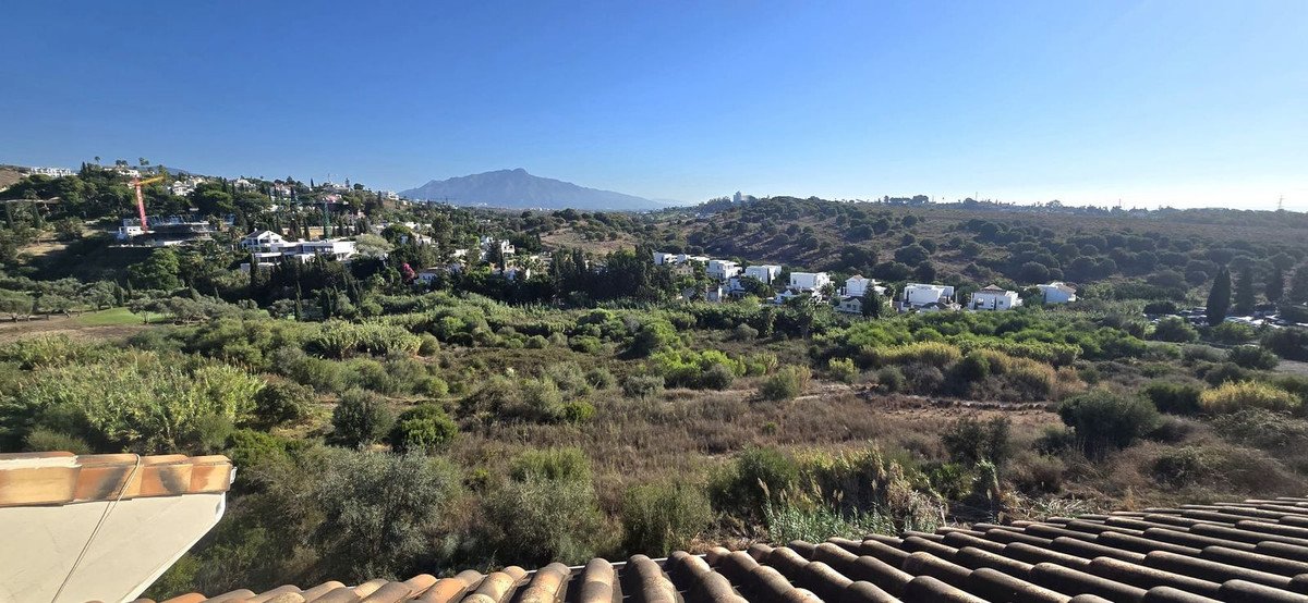 3 Bed Penthouse in Bel Air