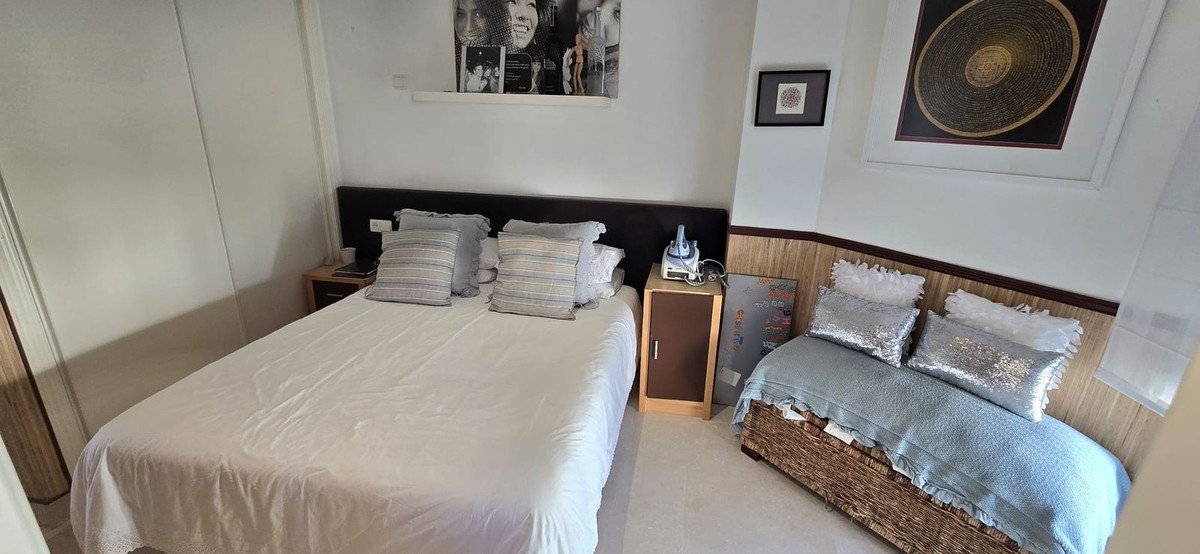3 Bed Penthouse in Bel Air