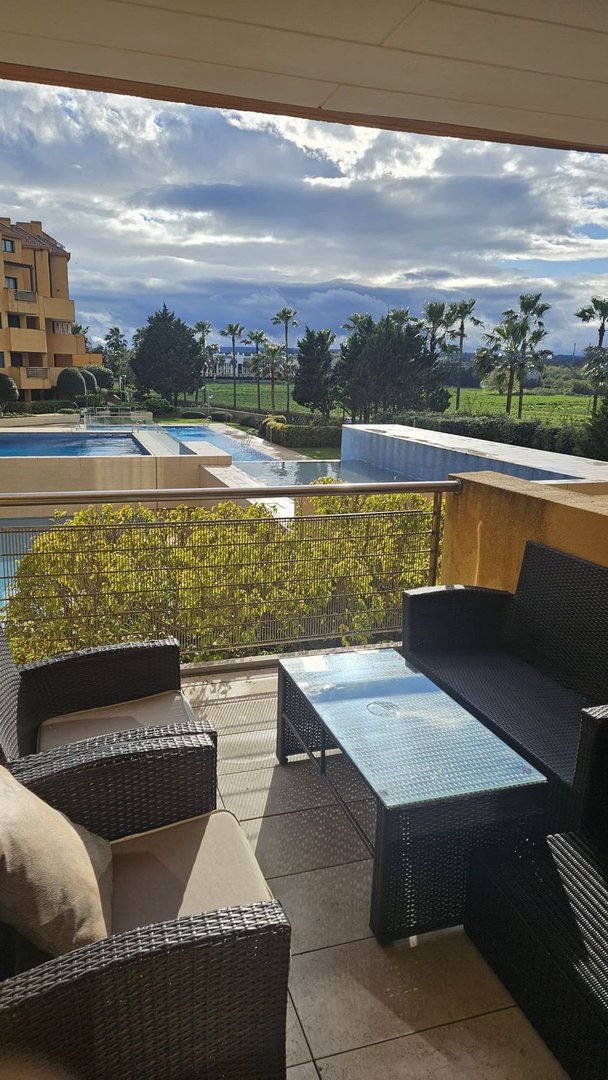 2 Bed Middle Floor Apartment in Sotogrande Marina