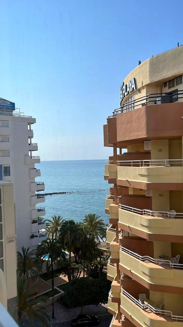 3 Bed Middle Floor Apartment in Marbella