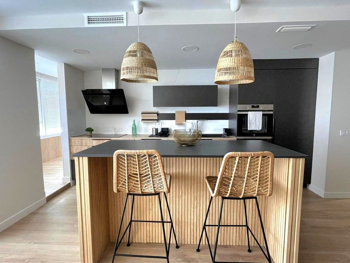 3 Bed Middle Floor Apartment in Marbella