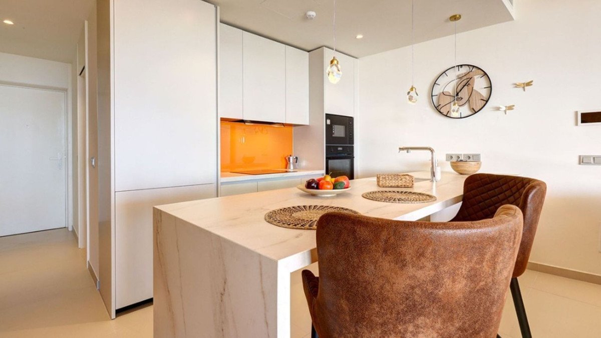 2 Bed Ground Floor Apartment in Higueron