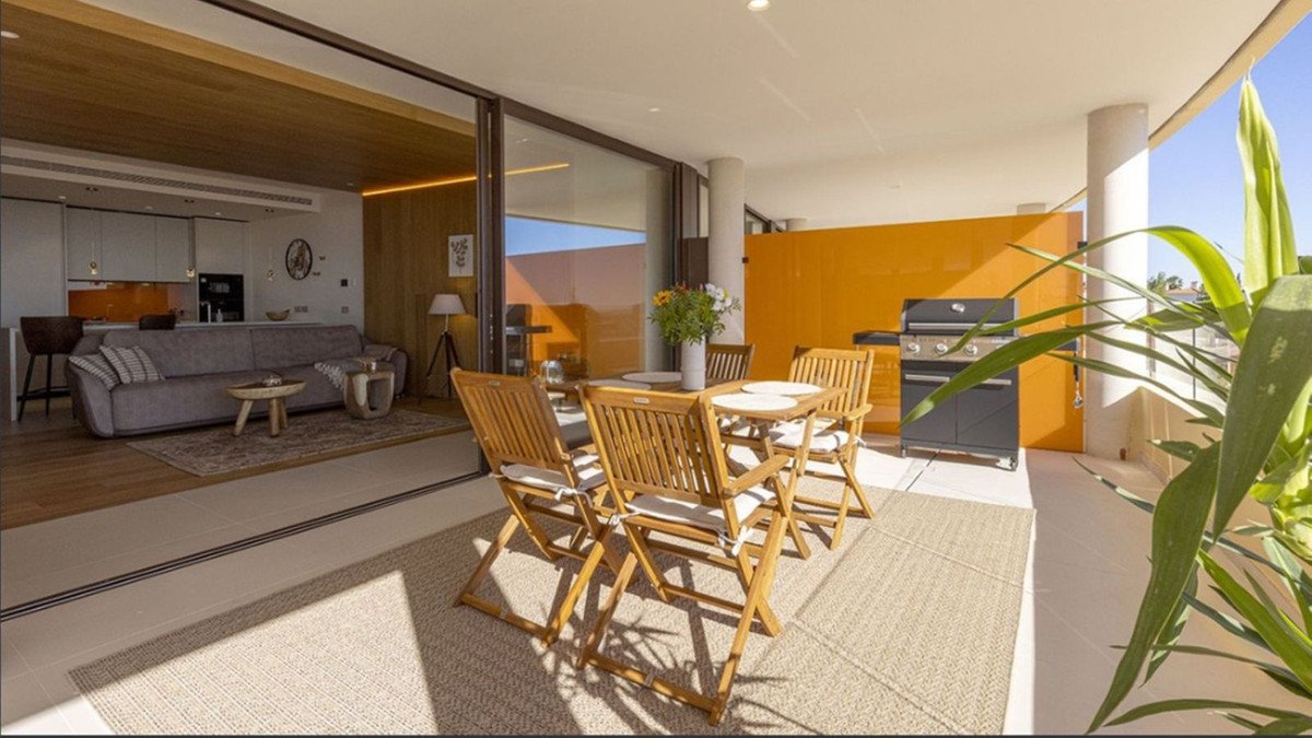 2 Bed Ground Floor Apartment in Higueron