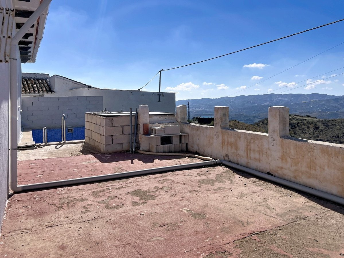 6 Bed Finca - Cortijo in Benamargosa