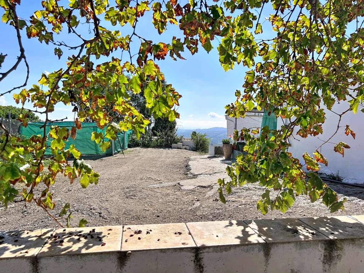 6 Bed Finca - Cortijo in Benamargosa