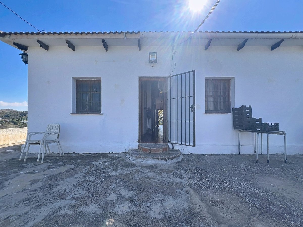 6 Bed Finca - Cortijo in Benamargosa