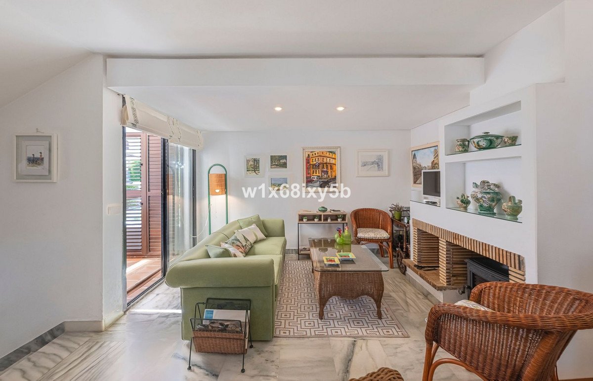 2 Bed Townhouse in Cancelada