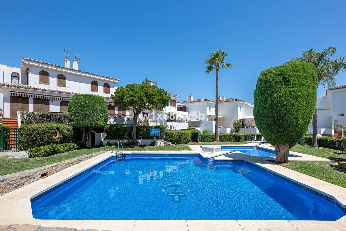 2 Bed Townhouse in Cancelada