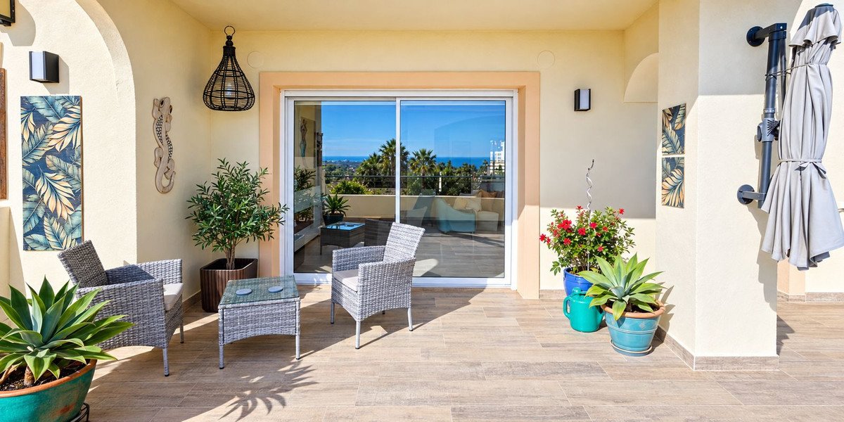 3 Bed Penthouse Duplex in San Roque Club