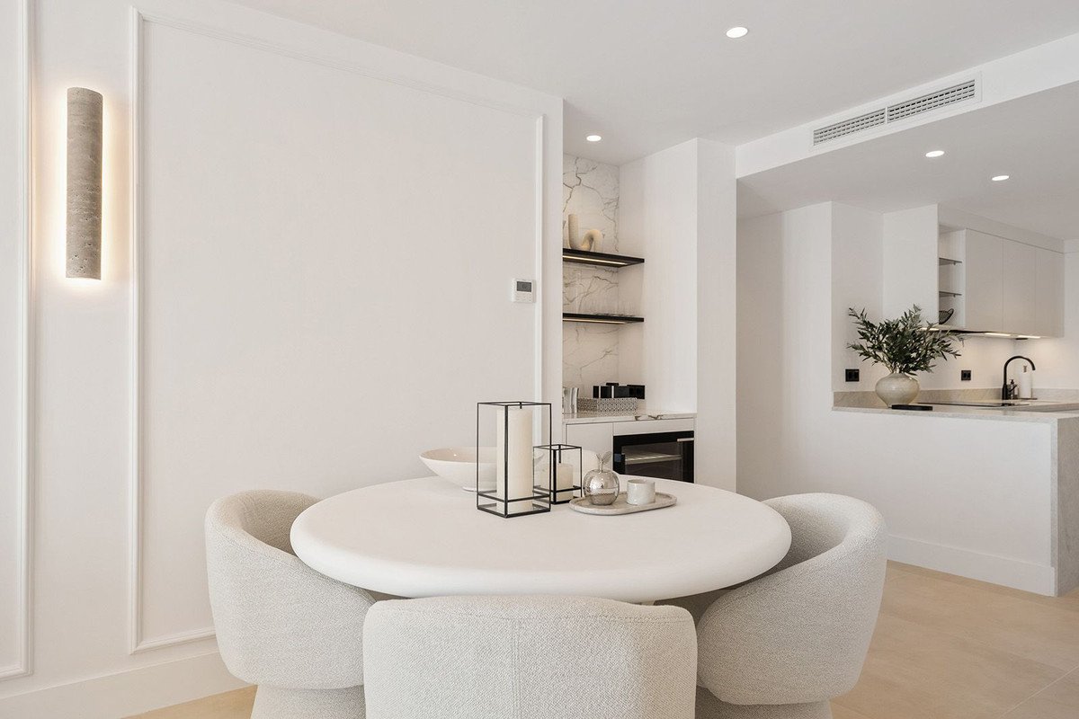 2 Bed Middle Floor Apartment in Los Arqueros