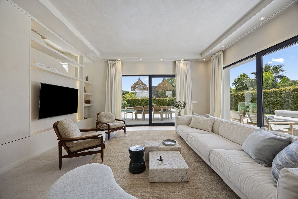 4 Bed Detached Villa in Atalaya