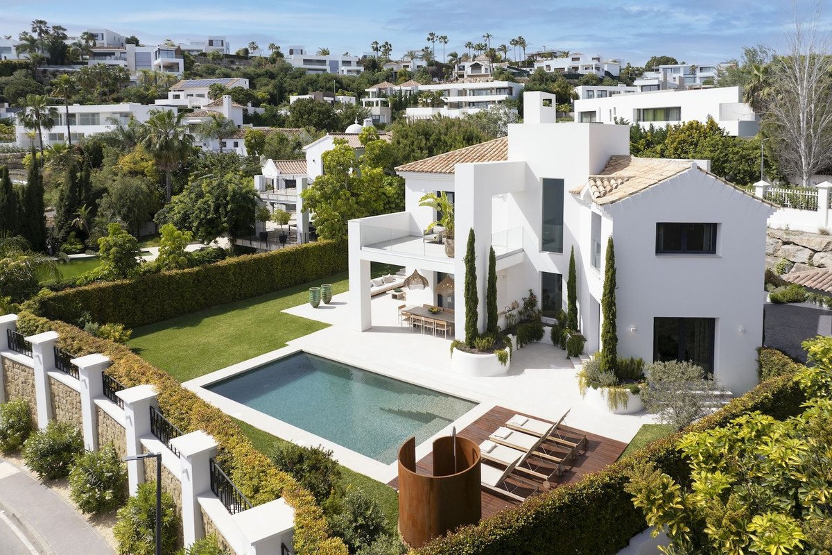 4 Bed Detached Villa in Atalaya