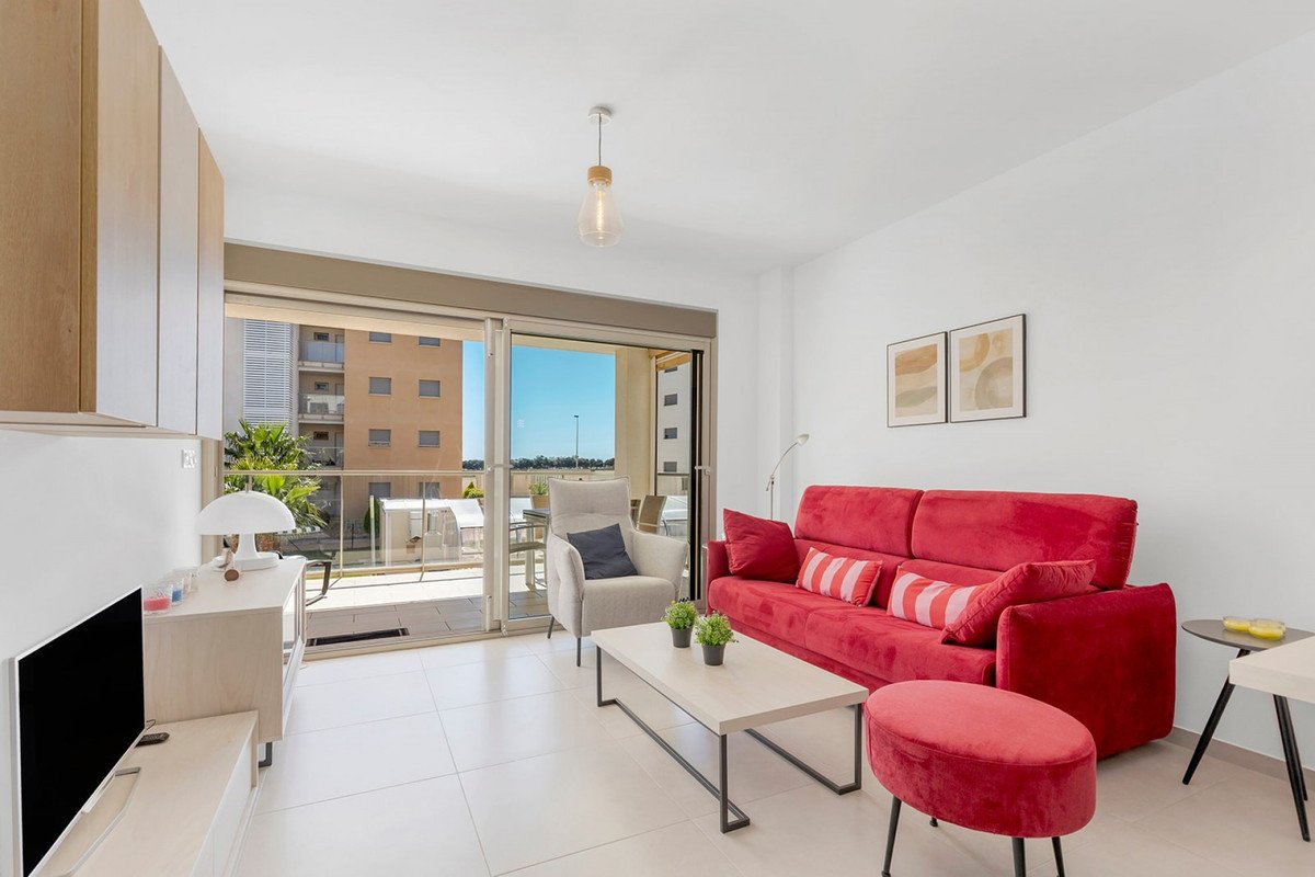 2 Bed Ground Floor Apartment in La Zenia