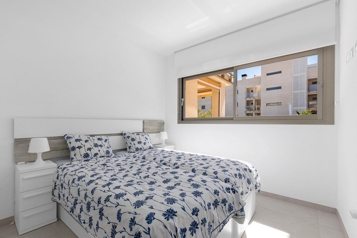 2 Bed Ground Floor Apartment in La Zenia