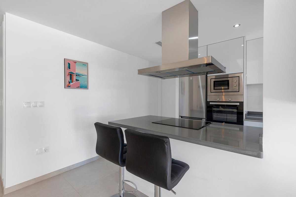 2 Bed Ground Floor Apartment in La Zenia