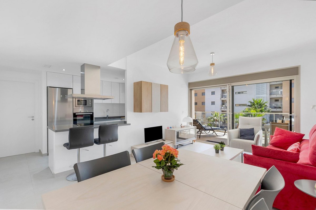 2 Bed Ground Floor Apartment in La Zenia