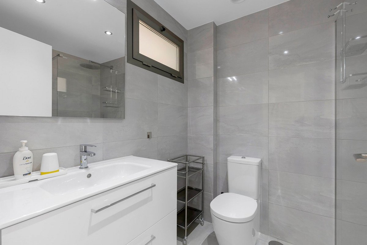 2 Bed Ground Floor Apartment in La Zenia