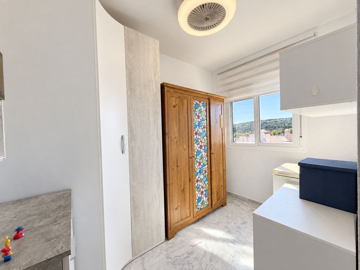 3 Bed Middle Floor Apartment in Doña Julia